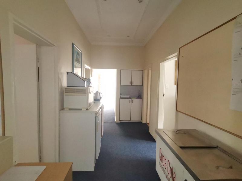 To Let commercial Property for Rent in Parow Western Cape